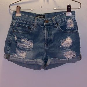 Forever 21 high waisted distressed shorts SZ: 26